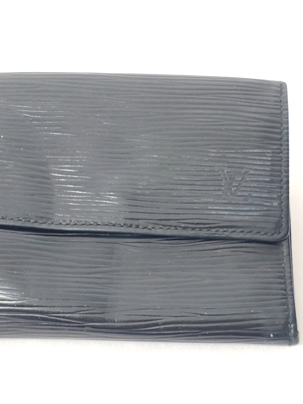 Louis Vuitton Epi Textured Wallet in Black
